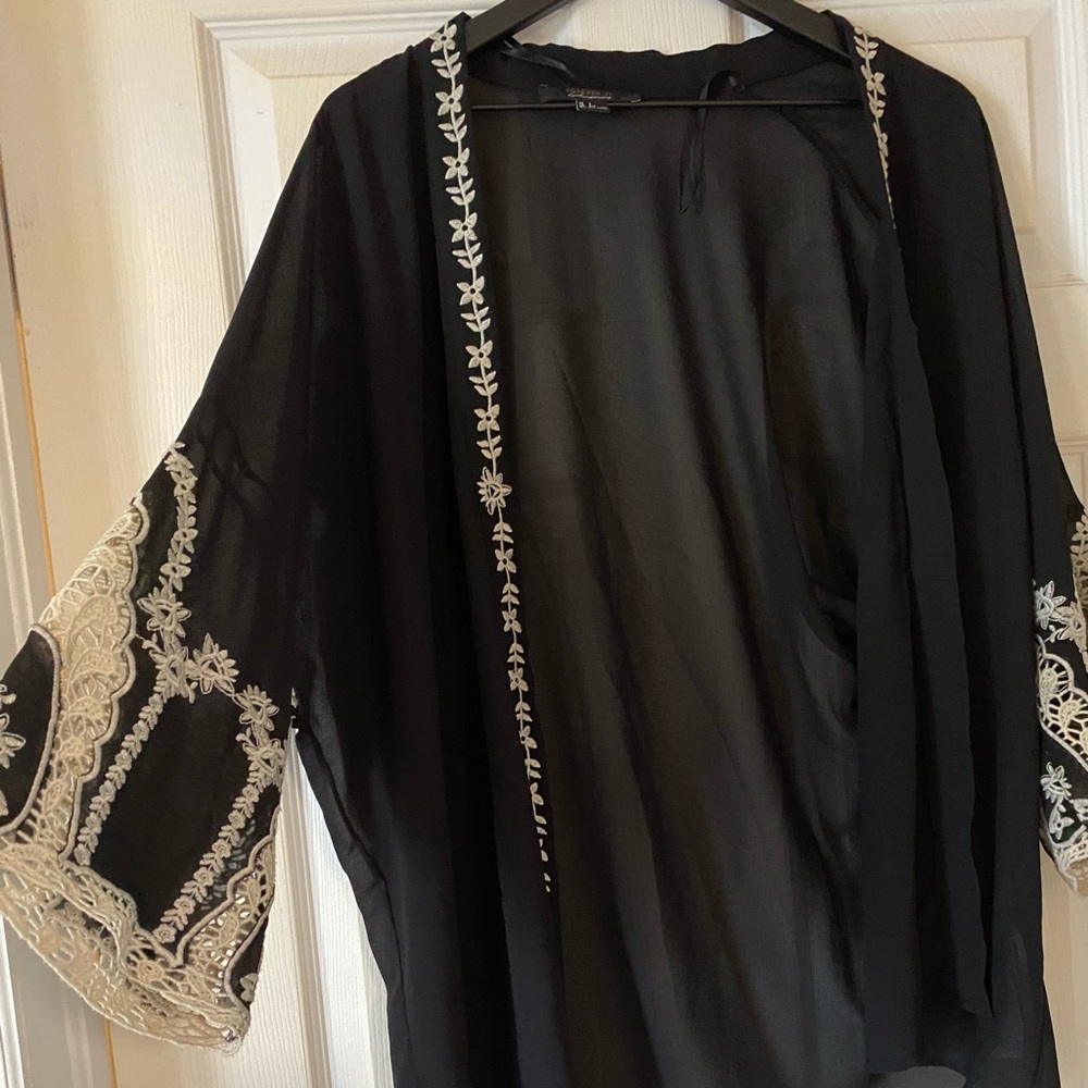 Black and white detail cardigan